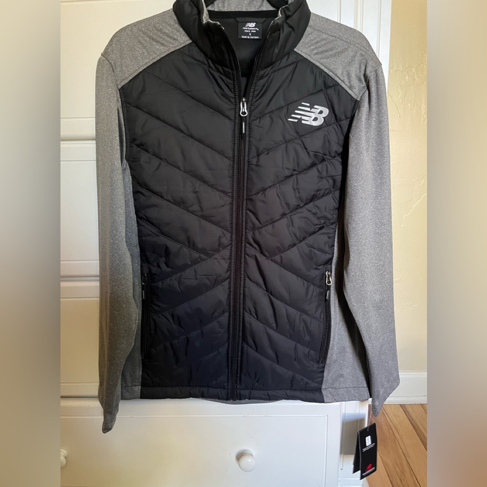 NewBalance lite cloth and nylon jacket
